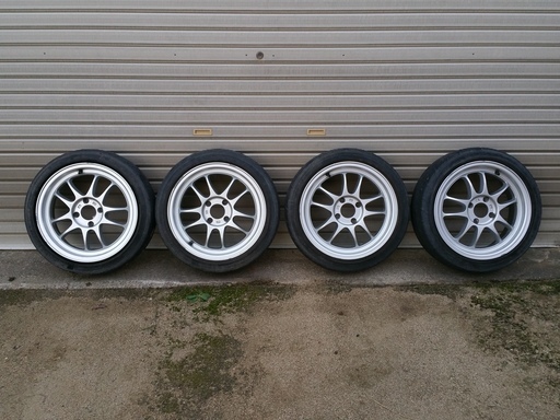 アルミ スポーツデザイン スポーク 軽四 ツライチ コンパクトカー アキ さぬきのタイヤ ホイールの中古あげます 譲ります ジモティーで不用品の処分