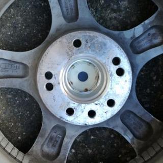 【値下】15インチ　ブリザックスタッドレス　100系ハイエースワゴン装着