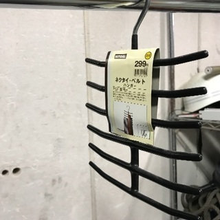 ハンガーラック美品 ニトリのネクタイハンガー付取引中 ハマ 名古屋の収納家具 スチールラック の中古あげます 譲ります ジモティーで不用品の処分