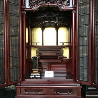 展示品仏壇一度見に来てください。残りわすかです。