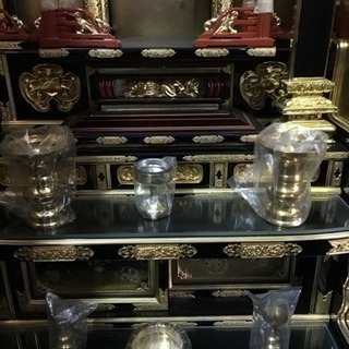 展示品仏壇一度見に来てください。残りわすかです。
