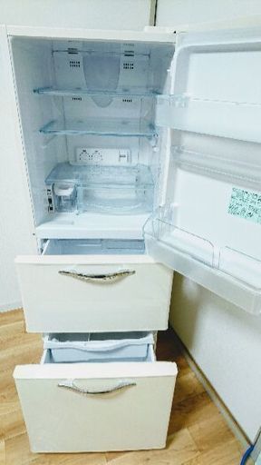 【配達設置無料】HITACHIお洒落な3ドア冷蔵庫✨☀✨