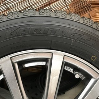 スタッドレスタイヤ(アルミ付き)195/65R/15  ラック付き