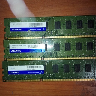 デスクトップ用　メモリー　DDR3 2G×3枚　1333