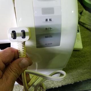 配送、取り付け込みで28000円、クリーニングと整備に自信あり、少し黄ばんだ感じですので格安価格です