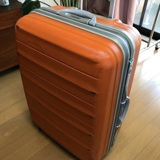 1週間位用 フレームタイプ スーツケース
