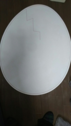 ローテーブル（卵型）