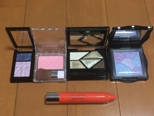 美品 コスメと新品セシルマクビーバッグ付 メロンソーダ 北九州の化粧品の中古あげます 譲ります ジモティーで不用品の処分