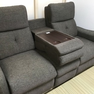 引き取り希望】ニトリ 3人掛け電動ソファ | w2-worldbuffet.co.uk