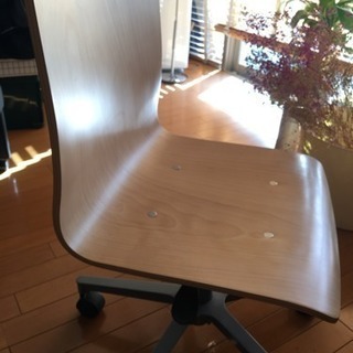 【中古】無印良品 スプリング椅子 木製 キャスターつき デスクチ...