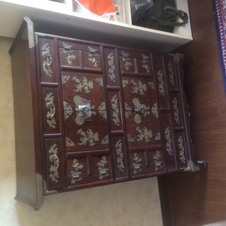 外国製の収納家具