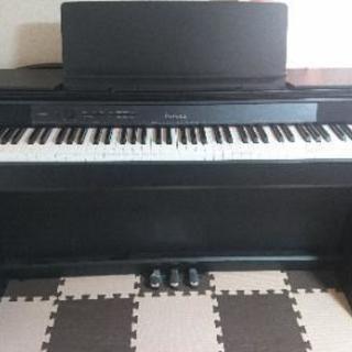 電子ピアノ　Privia  PX-850