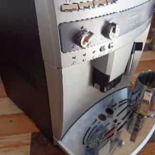 デロンギ全自動エスプレッソマシン