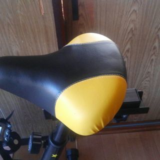 スピンバイク　新品同様