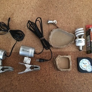 ★交渉中 ★【値下げ】爬虫類用 木製ケージ おまけ多数！