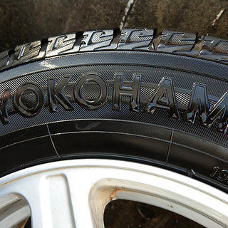 商談中】YOKOHAMAスタッドレスタイヤ☆iceGUARD iG50 195/65 R15  