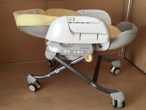 コンビ 電動ハイローチェア おじたまぱぱ 古河のベビー用品 ベビーラック ベビーチェア の中古あげます 譲ります ジモティーで不用品の処分
