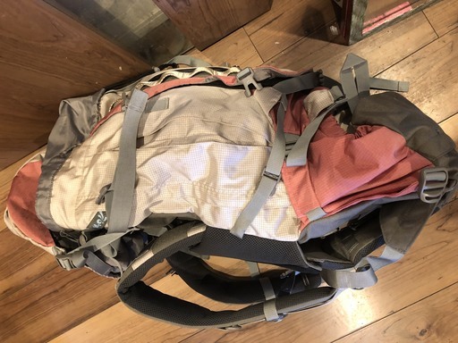 Mountaintop 登山 リュック 70l アウトドア ザック 防水 大容量 Mobilbear 錦糸町のバッグ リュックサック の中古あげます 譲ります ジモティーで不用品の処分