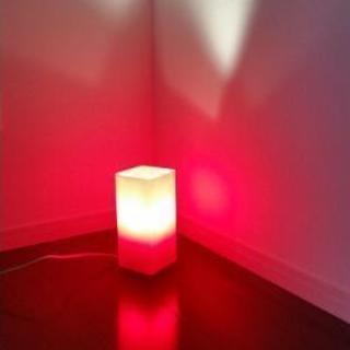 イケア Ikea ランプ照明 赤 M 鴨居の照明器具の中古あげます 譲ります ジモティーで不用品の処分