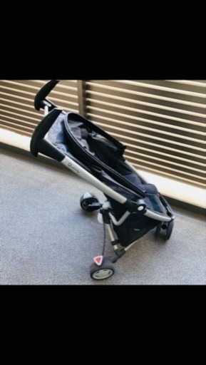 クイニー Quinny 3輪ベビーカー 旅行用ベビーカー 軽量