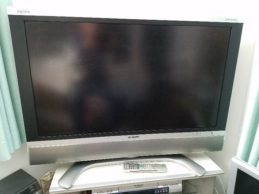 【新品】 シャープ　AQUOS　37型 液晶テレビ