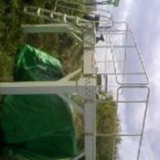 今月限定最終出品！鉄製台(中古、現状30,000円)