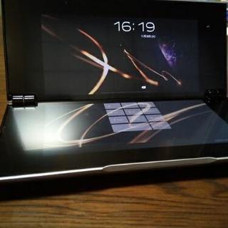 SONY Tablet-P 折りたたみ型タブレット