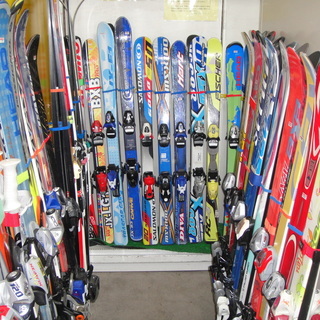 （UE049）リサイクル　中古　スキー用品多数販売中！ スキー板...