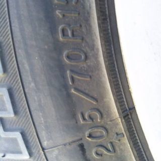 中古4本セット　アルミホイル　スタッドレスタイヤ