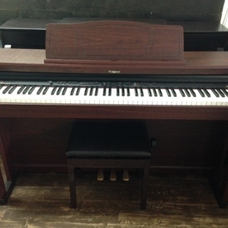 ローランド　電子ピアノ　HP-205GP　43,000円