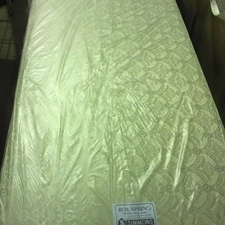 SIMMONS BOXSPRING シモンズ