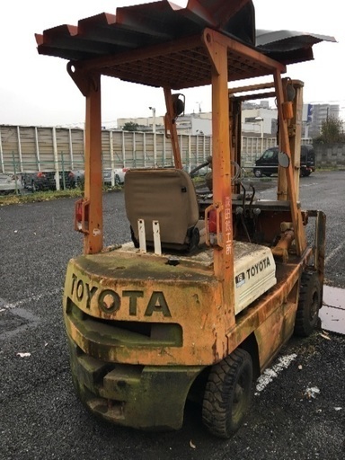 メーカー直送 フォークリフト 不動車 国内自動車本体