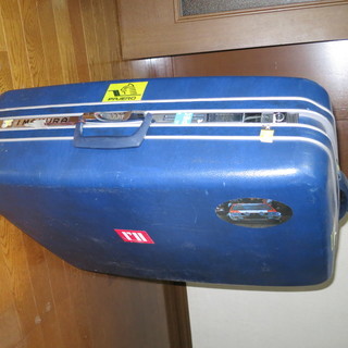 スーツケース　旅行鞄　トランク