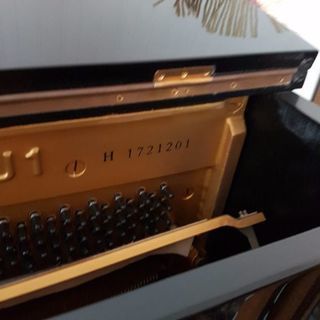 YAMAHA U1 アップライトピアノ