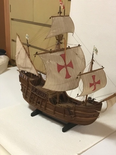 捨て値 木製模型サンタマリア号 完成品 糸の外れ等があります ...