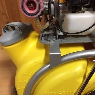 エンジン式小型動噴 タンク付き