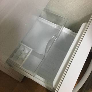 【値下げ】Haier 冷蔵庫 冷凍庫 2015年製 138L 【中古】