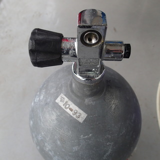 ダイビングタンク 10L 200気圧 ジャンクでの出品