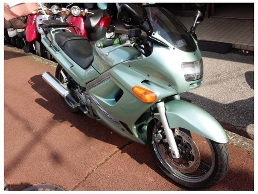 NO.1690 ZZR250 水冷4サイクル2気筒250CCエンジン リヤキャリア付き