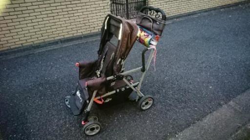 交渉中☆ジュービー　二人乗りベビーカー　カブース