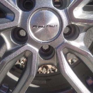 売りたいので値下げします！！ 4本・スタッドレスタイヤ・ホイールセット