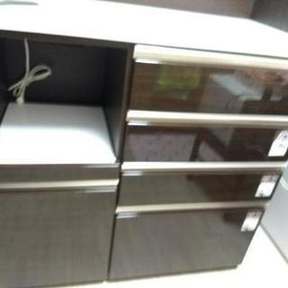 ◎激安売り切り☆近隣配送無料☆美品☆現行モデル☆キッチンボード(ポスティア100KB DBR)☆ニトリ☆食器棚☆送料込み(地域限定)☆直接引き取り歓迎☆早期受け取り希望☆