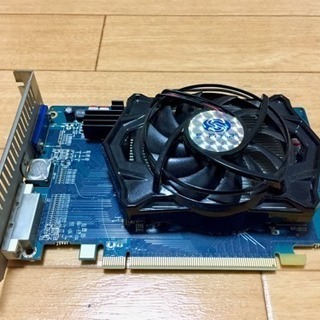 Radeon HD 5670 SAPPHIRE製グラフィックカー...