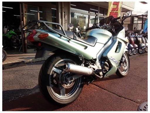 NO.1740  ZZR250 水冷4サイクル2気筒 ETC付き リヤキャリア付き カスタムスクリーン カスタムレバー ☆彡 NO.1740 ZZR250 水冷4サイクル2気筒 ETC付き リヤキャリア付き