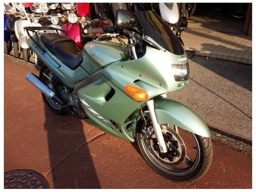 NO.1740  ZZR250 水冷4サイクル2気筒 ETC付き リヤキャリア付き カスタムスクリーン カスタムレバー ☆彡 NO.1740 ZZR250 水冷4サイクル2気筒 ETC付き リヤキャリア付き