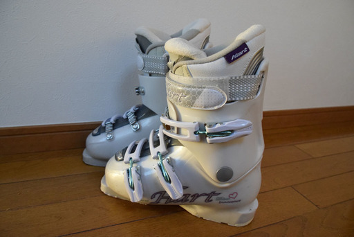 HART 女性用スキー用ブーツ ホワイト 23cm 美品 Hart HART DIVA 女性用