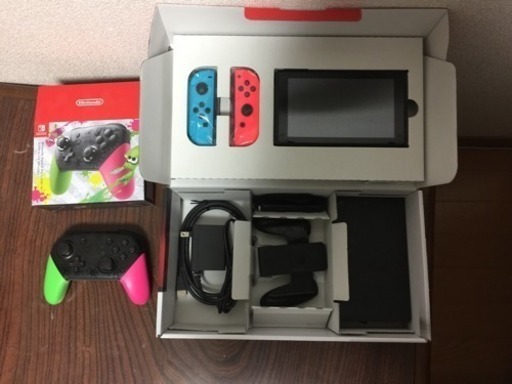 【商談中】【中古品】  ニンテンドースイッチ＋プロコン