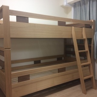 【値下げ】木目の美しいタモ材二段ベッド