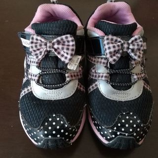 値下げ 中古品 女の子スニーカー瞬足18 5cm よし 近鉄八尾のキッズ 値下げ 中古品 女の子スニーカー瞬足18 5cm よし 近鉄八尾のキッズ