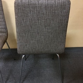 ほぼ使用していない椅子です。